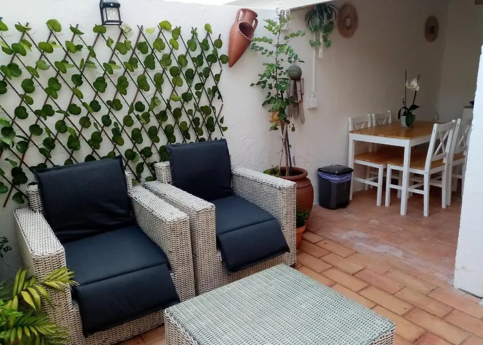 Casa Rustica - Courtyard House Olhão